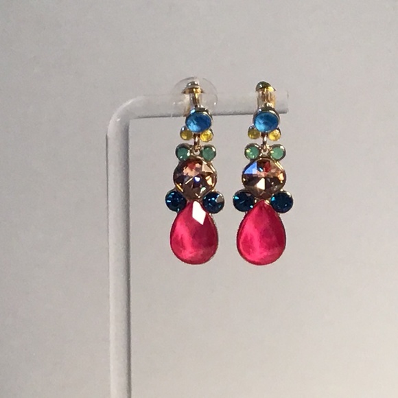 Kelly & Katie Jewelry - Earrings Beautiful Colored Rhinestones - Sophisticated Day Or Evening
